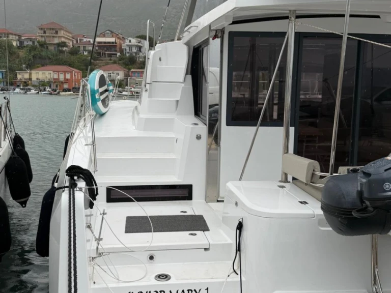 Hire Catamaran Bali with a boat licence
