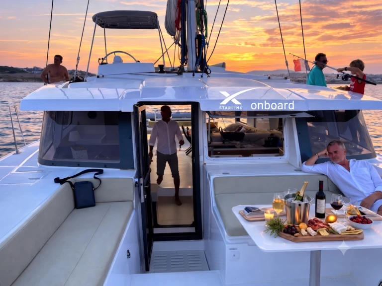 Catamaran hire in Cannes - Bali Bali 4.2