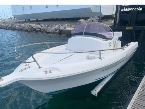 Motorboat hire in France - Everset 534