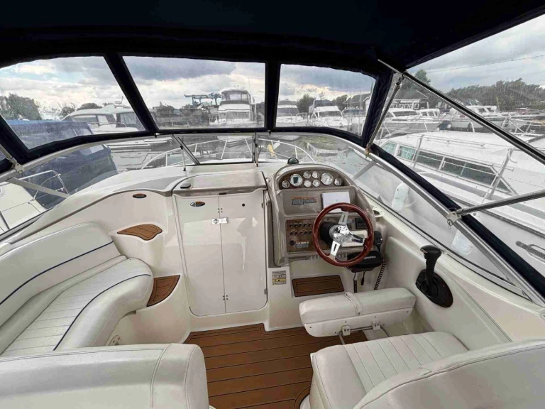 Yacht charter Nice - Bayliner Bayliner 285 Cruiser on SamBoat