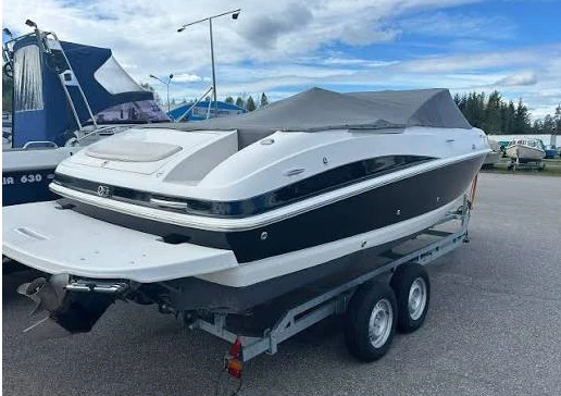 Hire a Maxum Maxum 2100 SC3 France
