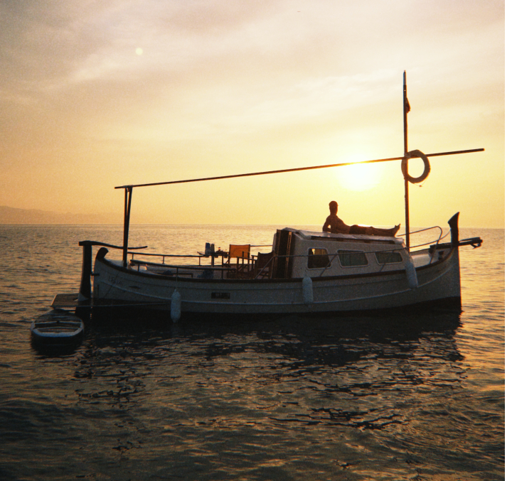 Hire Motorboat with or without skipper Menorquin-Yachts Port Olímpic of Barcelona