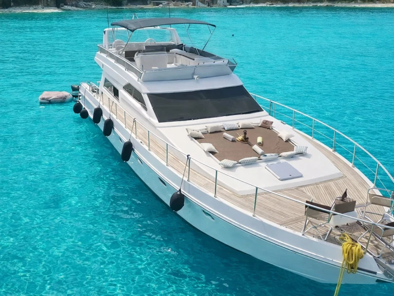 Hire a Ferretti Ferretti Yachts 58 Mykonos (City)