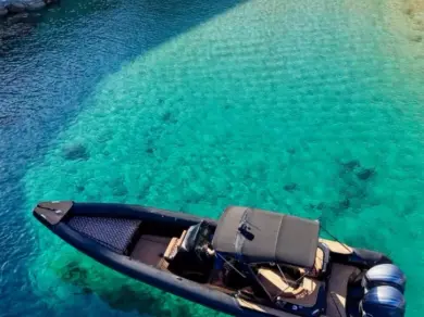 Charter a Fost  MATRIX in Mykonos (City) on Samboat