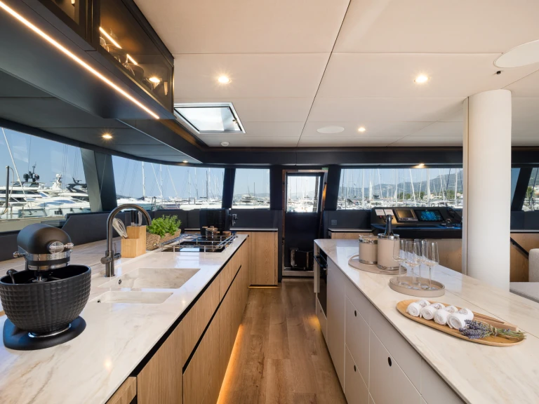 Yacht charter Kaštel Gomilica - Sunreef Sunreef 60 on SamBoat