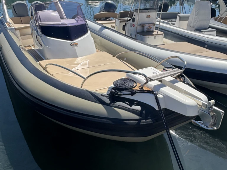 RIB hire in Porto-Vecchio - Capelli Capelli 1000 WA