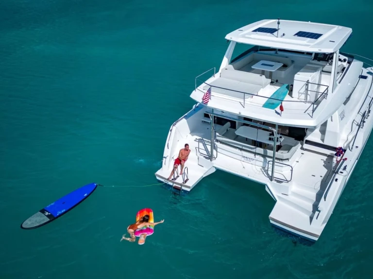 Charter a Leopard Leopard 46 Powercat in Gouvia on Samboat