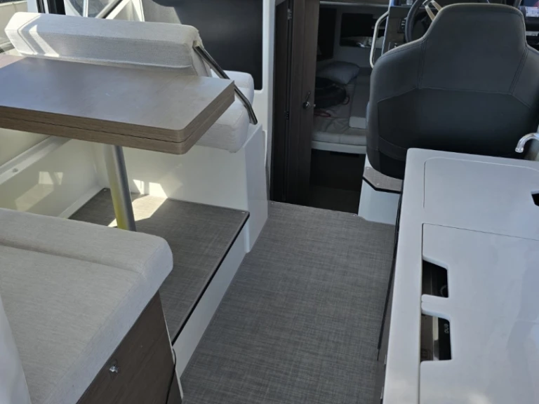 Yacht hire Blace cheap Merry Fisher 895 S2 