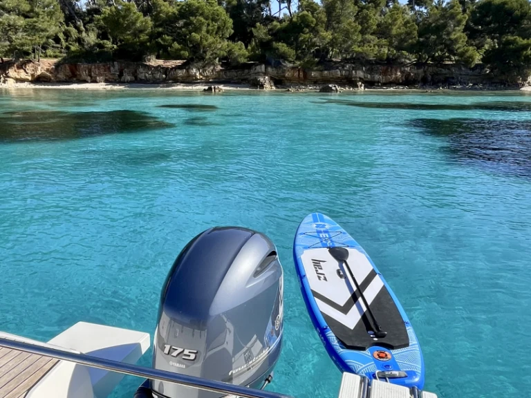 Yacht hire Golfe-Juan cheap Pacific Craft 650 SC