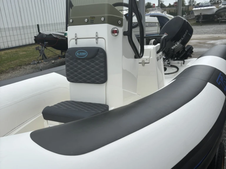 Yacht hire Séné cheap 3D Tender 535 Limited