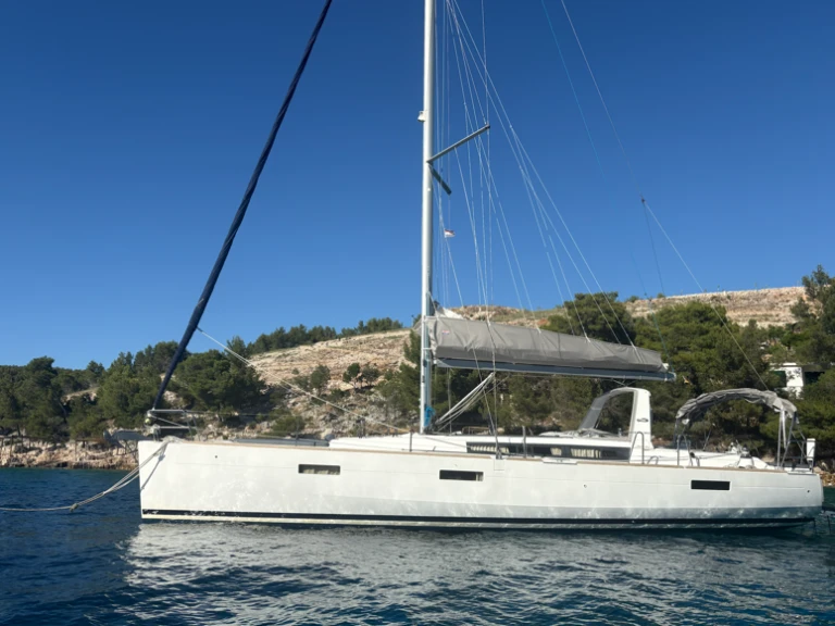 Yacht hire Rogoznica cheap Oceanis 45