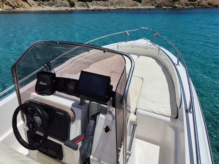 Yacht hire Costa Rei cheap Soverato