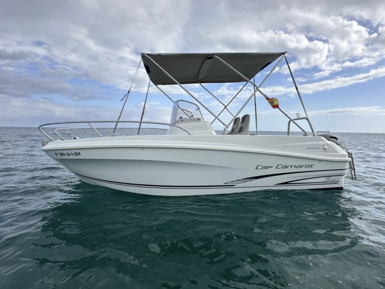 Motorboat hire in La Spezia - Jeanneau Cap Camarat 5.5 CC