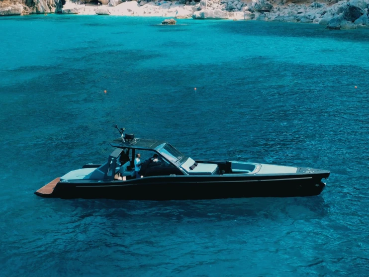 Hire a Maori Yachts Maori 50.22 Top Luxury Cagliari