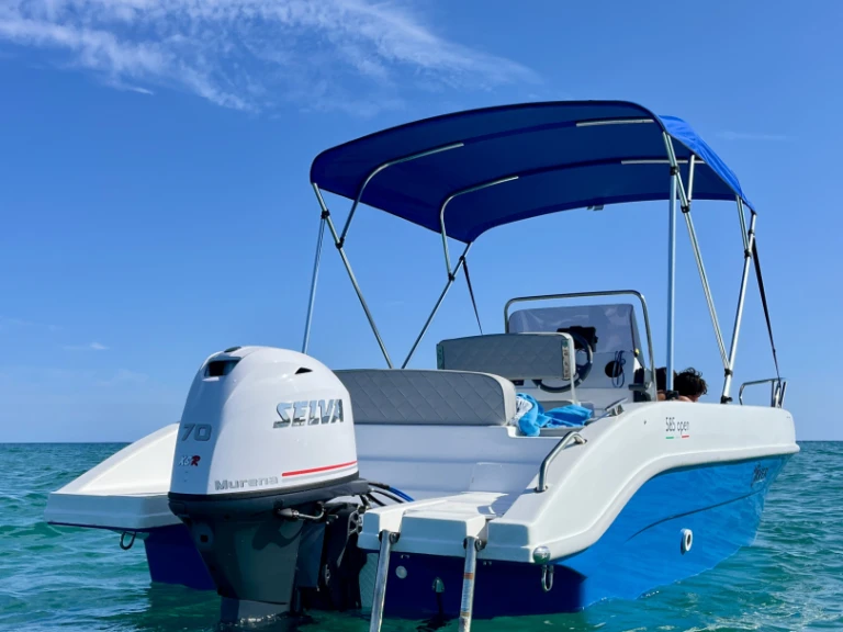 Yacht charter Sant Andreu de Llavaneres - Saver Saver 585 Open on SamBoat