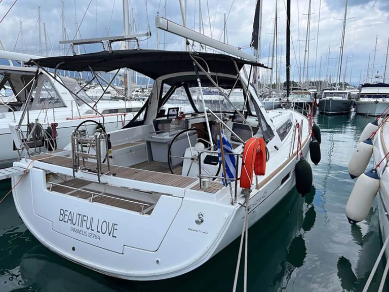 Yacht hire Gouvia cheap Oceanis 45 /4cab