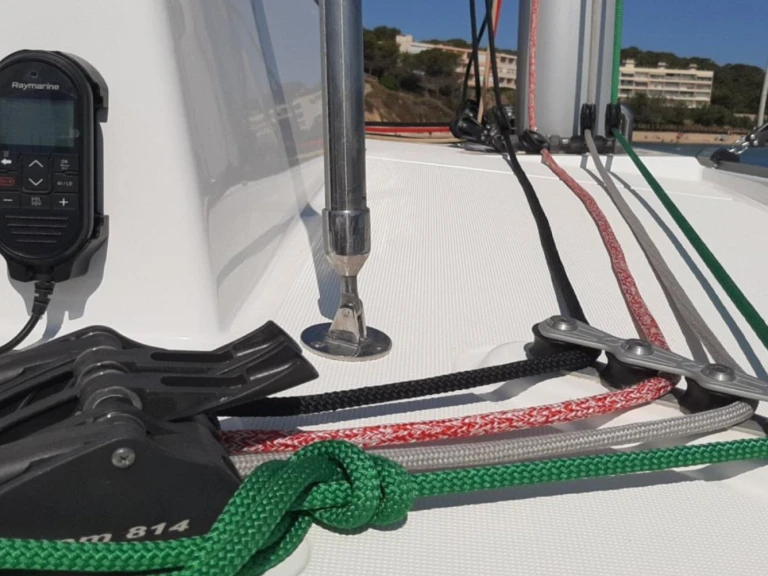 Bali Bali Catspace/4 cab charter bareboat or skippered in  Bormes-les-Mimosas