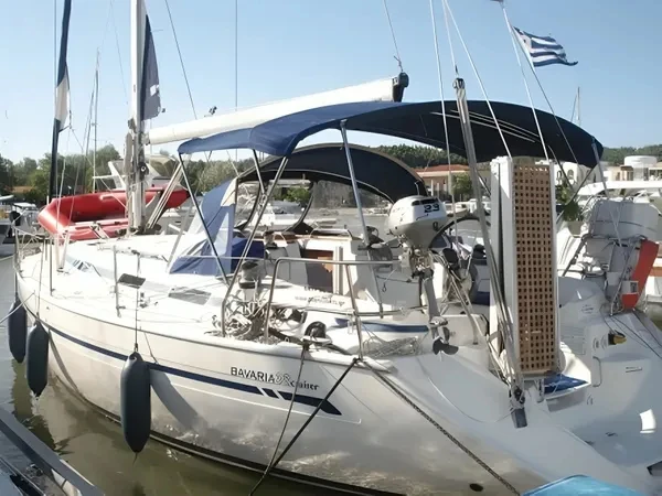 Yacht charter Ávdira - Bavaria Bavaria 38/3 cab on SamBoat