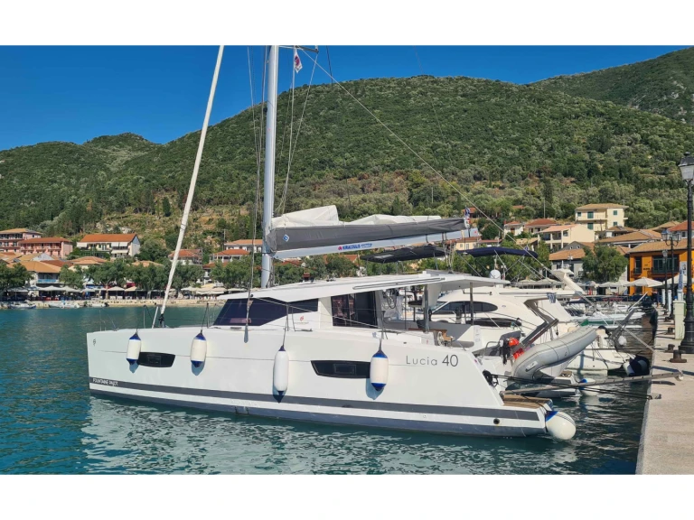 Hire Catamaran with or without skipper Fountaine Pajot Gouvia