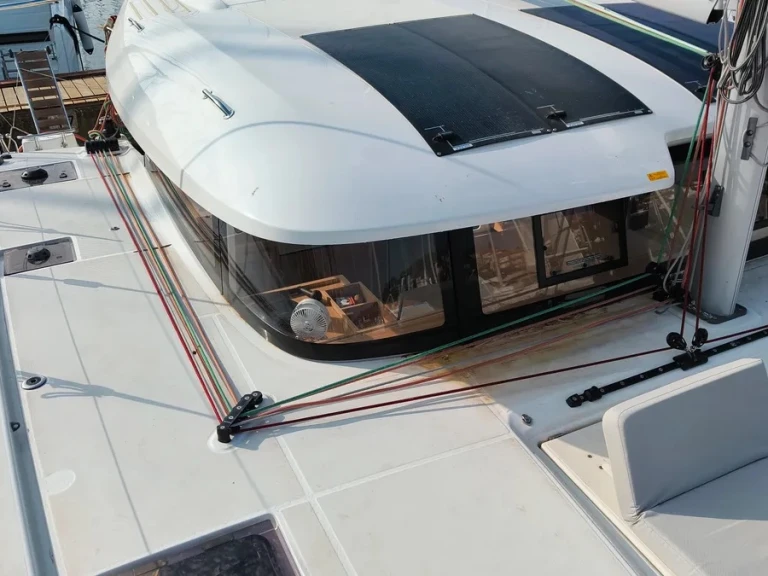 Yacht charter Pula - Excess Excess 11 (Cat)/6 cab on SamBoat