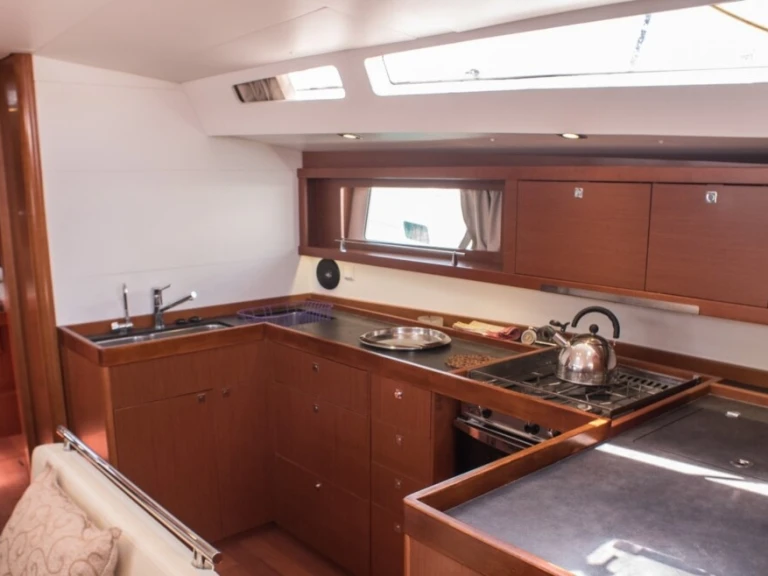 Yacht charter Ávdira - Bénéteau Oceanis 48 /5cab on SamBoat