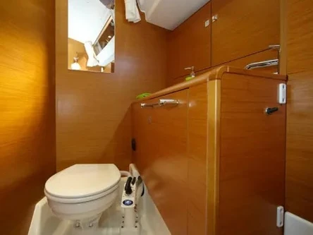 Sailboat hire in Alimos - Jeanneau Sun Odyssey 449 /4cab