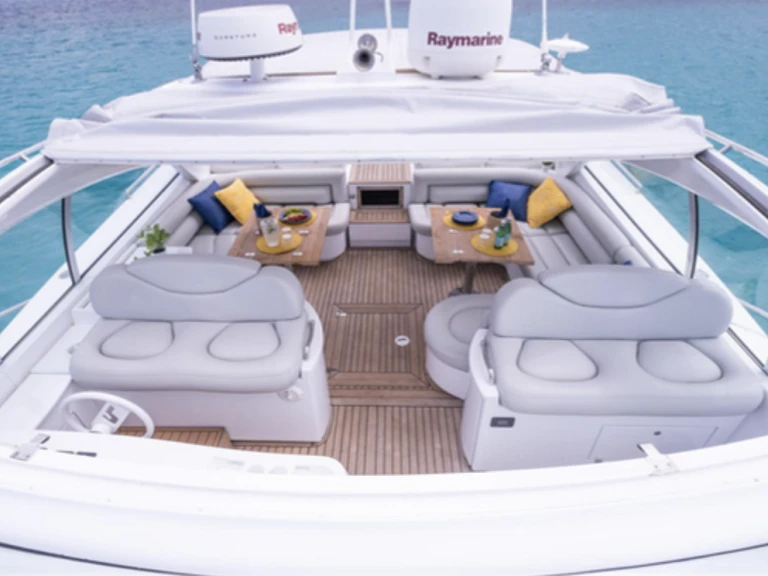 Yacht charter Ibiza Town - Sunseeker Camargue 50 on SamBoat