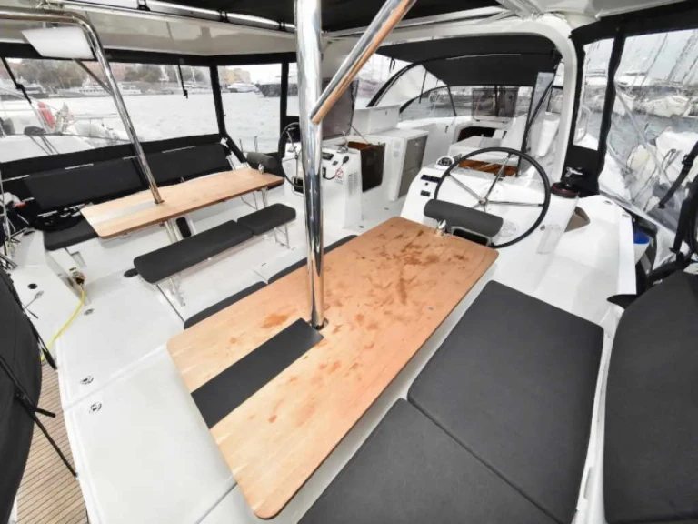 Yacht hire Bormes-les-Mimosas cheap Sun Loft 47 /7cab
