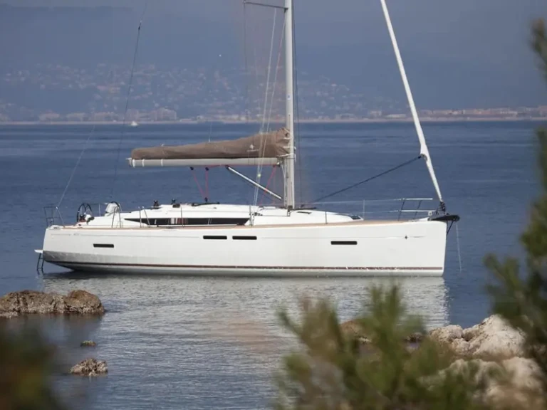 Jeanneau Sun Odyssey 419 (1WC) /3cab charter bareboat or skippered in  Propriano