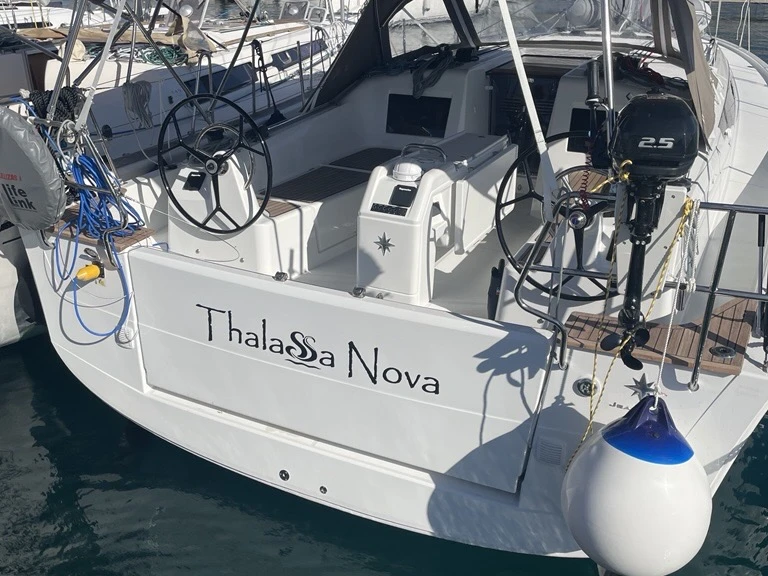 Yacht hire Split cheap Sun Odyssey 415