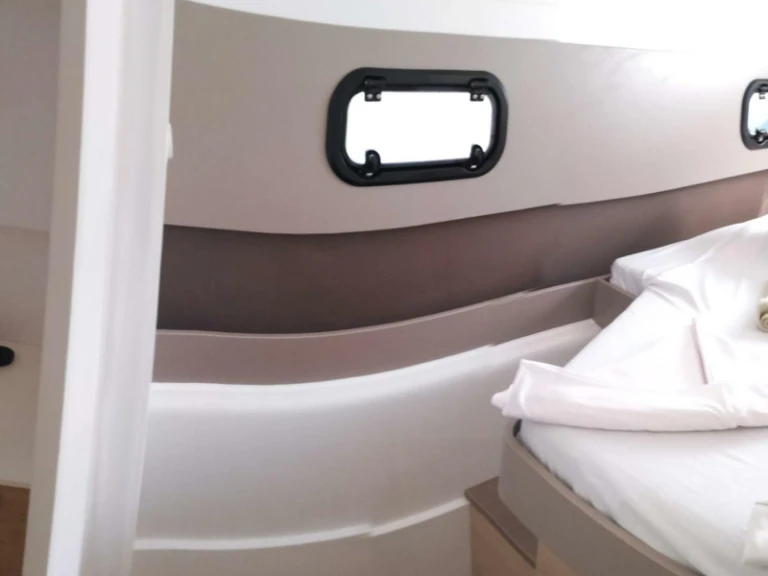Catamaran to hire Kalkara at the best price