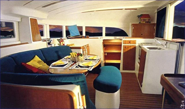 Charter a Lagoon Lagoon 380/4 cab in Propriano on Samboat