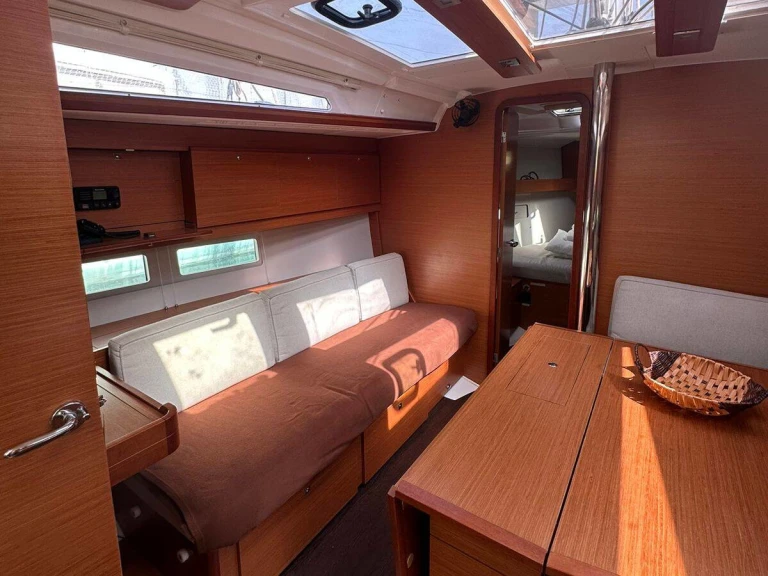 Hire a Dufour Dufour 390 Grand Large /3cab Alimos