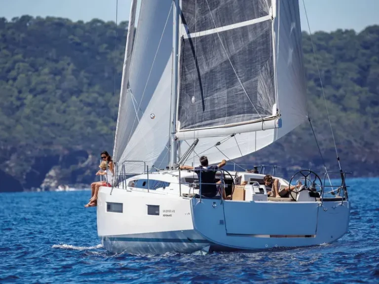 Yacht hire Bormes-les-Mimosas cheap Sun Odyssey 410 /3cab