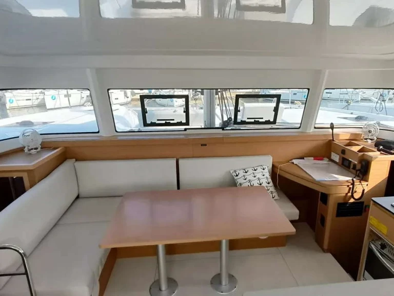 Hire Catamaran with or without skipper Excess Pula