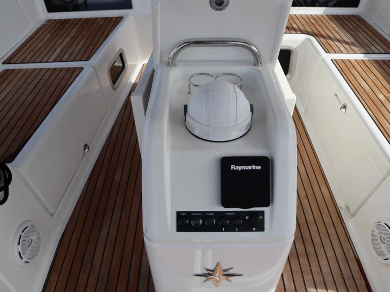 Jeanneau Sun Odyssey 440 (4cab) charter bareboat or skippered in  Lefkáda