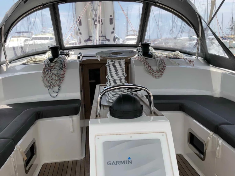 Yacht hire Lefkáda cheap Bavaria Cruiser 51 /5cab