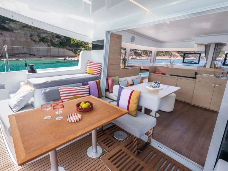 Lagoon Lagoon 38 (6 cab.) charter bareboat or skippered in  Néa Péramos