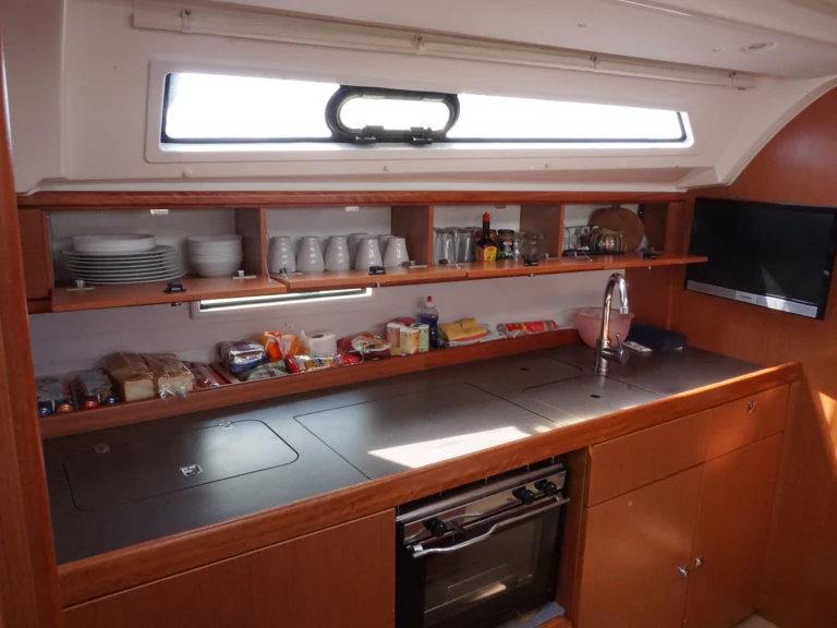 Hire Sailboat with or without skipper Bavaria Lemmer