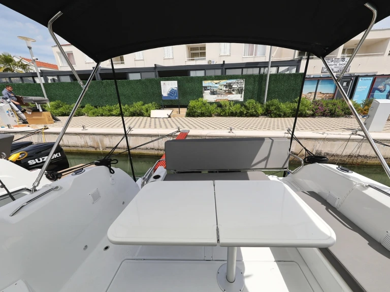 Hire Motorboat with or without skipper Bénéteau Biograd na Moru