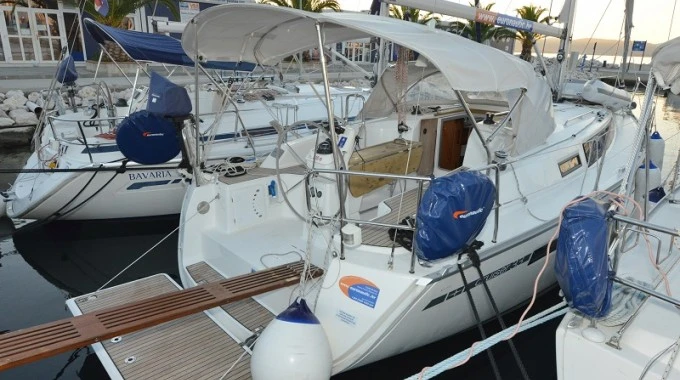 Yacht hire Biograd na Moru cheap Cruiser 33