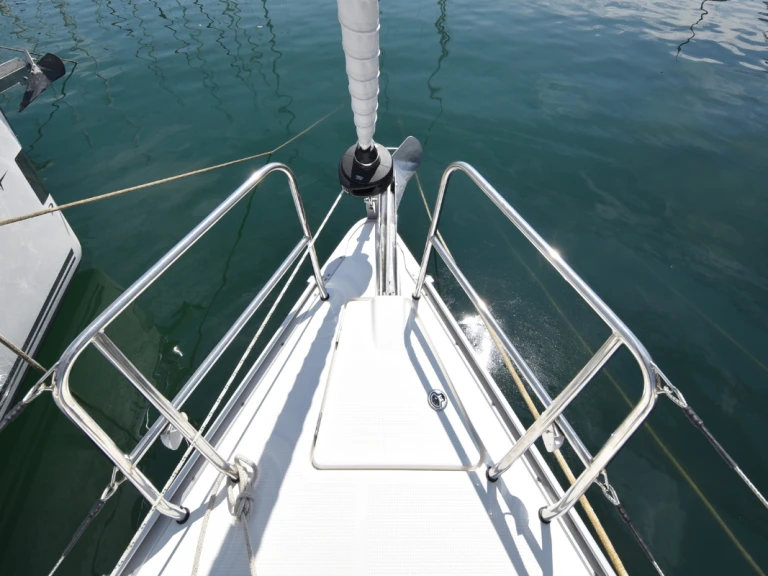Hire a Bavaria Cruiser 37 Biograd na Moru