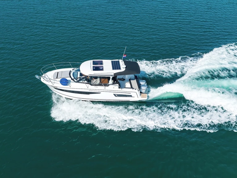Motorboat to hire Biograd na Moru at the best price