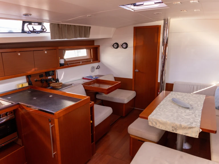 Sailboat to hire Port de Pollença at the best price