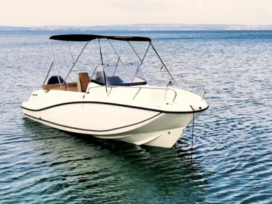 Hire a Quicksilver Activ 675 Open Marseille