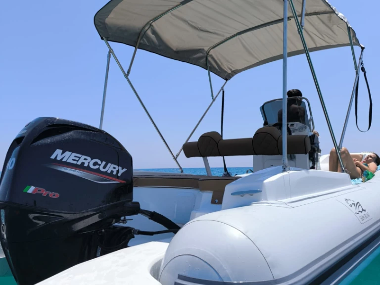 Yacht charter Porto Siracusa - Gemboat G21 on SamBoat