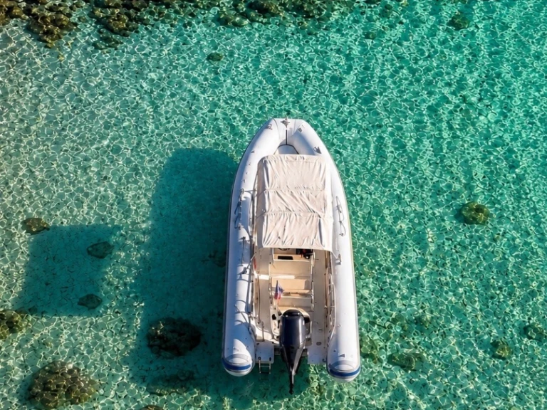 Hire a Joker Boat Clubman 23 Bormes-les-Mimosas