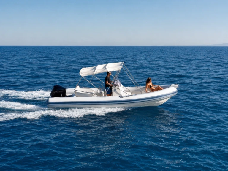 RIB hire in Bormes-les-Mimosas - Joker Boat Clubman 23