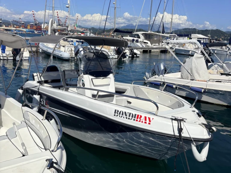 Hire Motorboat with or without skipper Trimarchi La Spezia