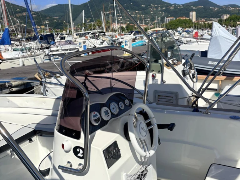 Hire Motorboat with or without skipper Trimarchi La Spezia